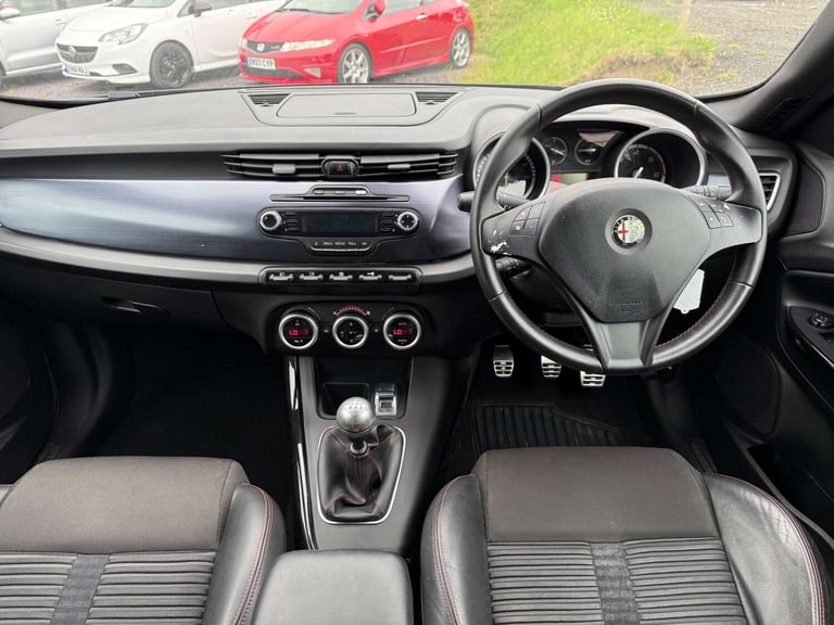 2012 Alfa Romeo Giulietta 1.6 JTDM-2 Veloce 5dr HATCHBACK DIESEL Manual