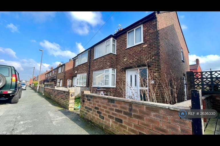 3 bedroom house in Poynter Street, St. Helens, WA9 (3 bed) (#2636330)