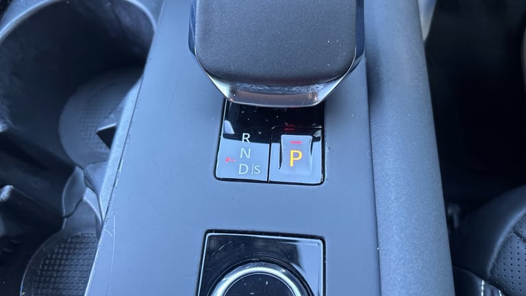2021 Land Rover Discovery 3.0 D300 R-Dynamic HSE 5dr Auto Diesel Station Wagon Station Wagon Dies...