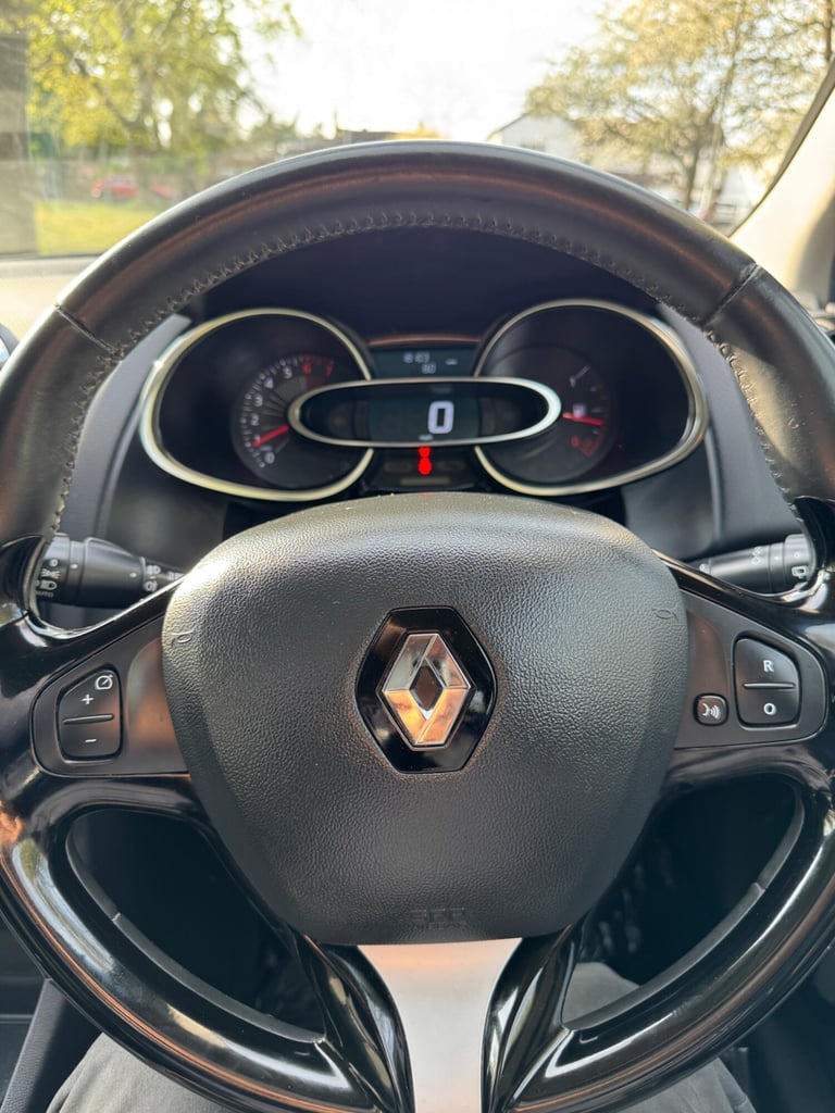 2016 Renault Clio 1.2 16V Dynamique Nav Euro 6 5dr HATCHBACK Petrol Manual