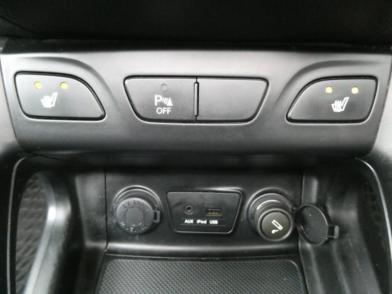 2.0 CRDi Premium 5dr *NEW IN PX +12 SERVICES +MOT SEPT 2026 +SUNROOF*