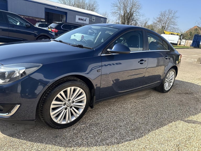 2013 Vauxhall Insignia 1.8i VVT Design Nav 5dr HATCHBACK PETROL Manual
