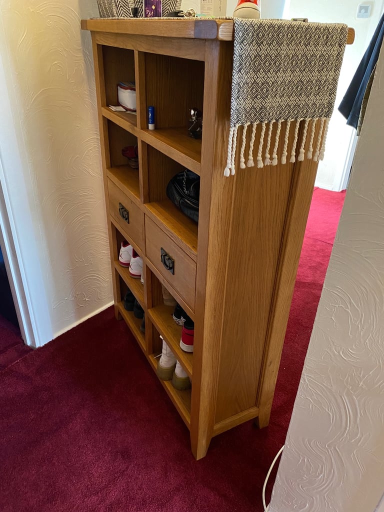 OAK UNIT VGC - DELIVERY AVAILABLE 