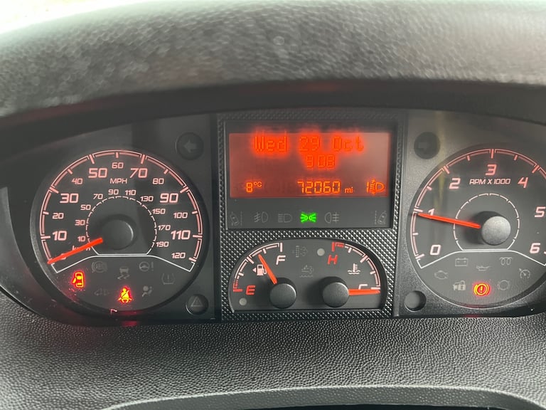 2021 Peugeot Boxer 2.2 BlueHDi L3H2 Professional Van 140ps 72k miles one owner full history  PANE...