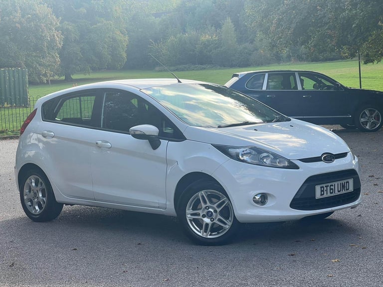 Ford, FIESTA, Hatchback, 2012, Manual, 1242 (cc), 5 doors