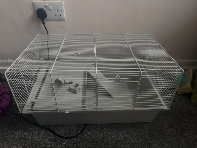 Hamster cage