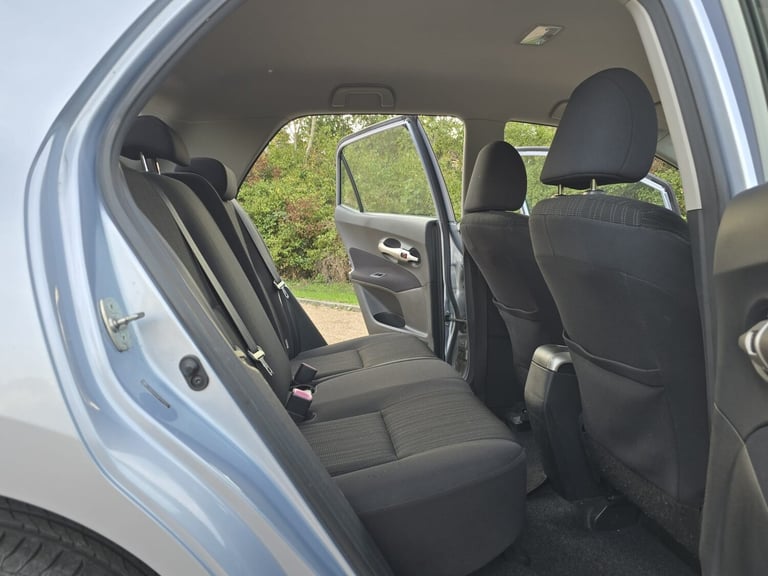 2007 Toyota Auris 1.6 Automatic VVTi TR MM 5dr . 87000 Miles . CHEAP on Fuel. GOOD Car. HATCHBACK...