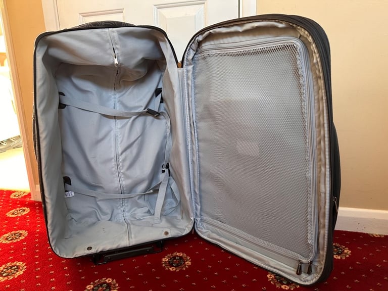 Suitcase for sale gumtree on sale