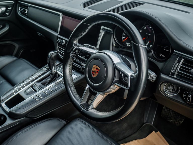  Porsche Macan 2.0T PDK 4WD Euro 6 (s/s) 5dr Petrol Automatic