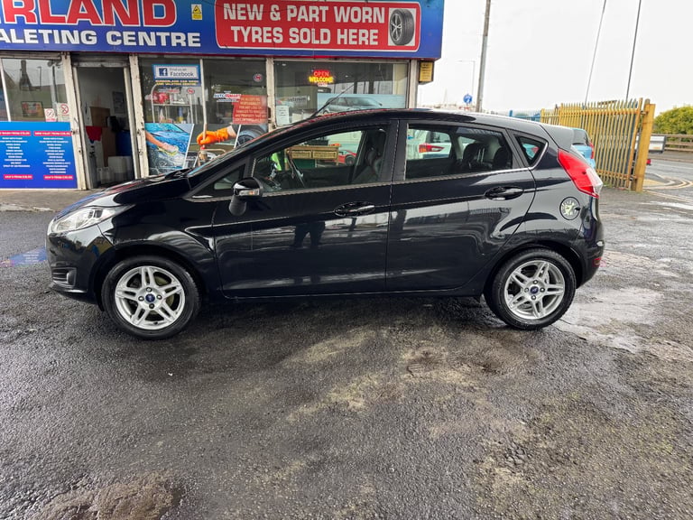 Ford, FIESTA, Hatchback, 2013, Manual, 998 (cc), 5 doors