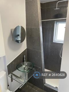 Studio flat in Azenby Road, London, SE15 (#2640828)