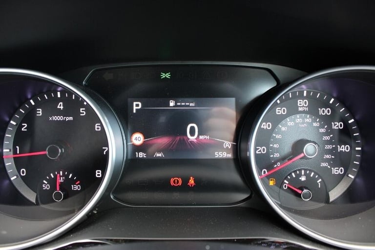 2025 Kia Ceed 1.5 T Gdi Gt Line Hatchback 5dr Petrol Dct Euro 6 (s/s) (138 Bhp) HATCHBACK Petrol ...