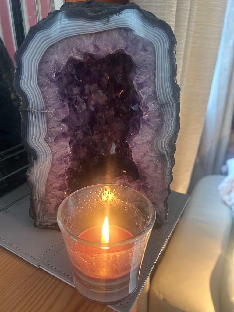 GEODE - Deep Purple Amethyst Geode