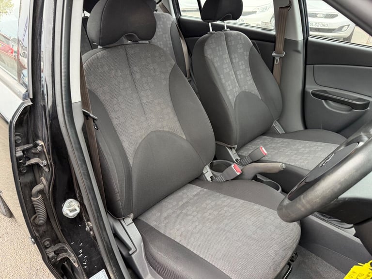 2011 Kia Rio 1.4 1 5dr HATCHBACK Petrol Manual