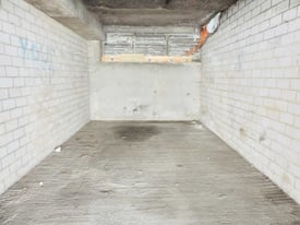 Garage available to rent in London N1 | 153 Sq Ft