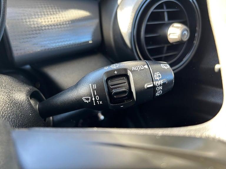 2020 MINI Hatch 1.5 Cooper Classic II 5dr HATCHBACK Petrol Manual