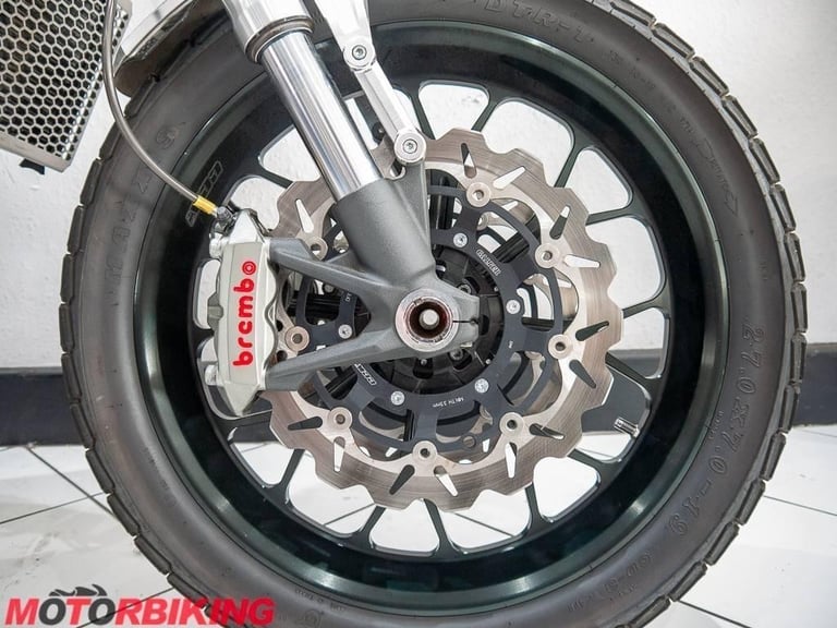 2019 (19) CCM Spitfire Flat Tracker - FSH & Brembo performance upgrade!!