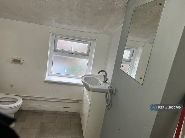 3 bedroom house in Wennington Road, Rainham, RM13 (3 bed) (#2655769)