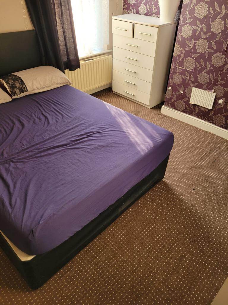image for 2 bed house available to rent