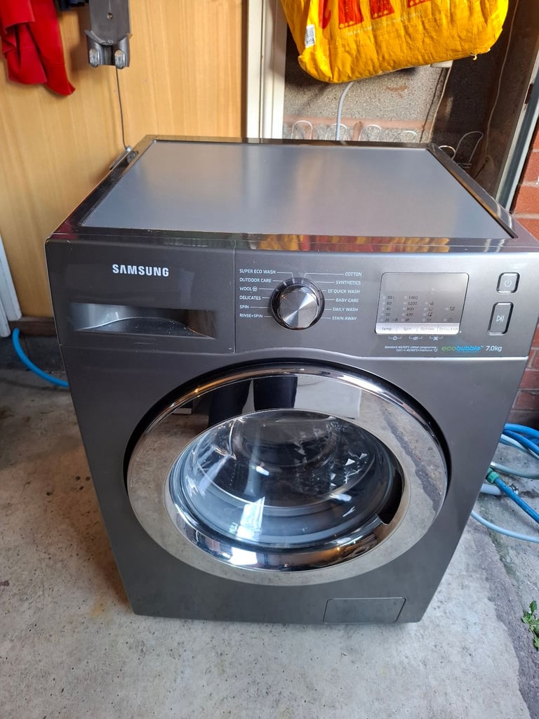image for A+++ class Samsung ecobuble 7kg 1400 spin washing machine 