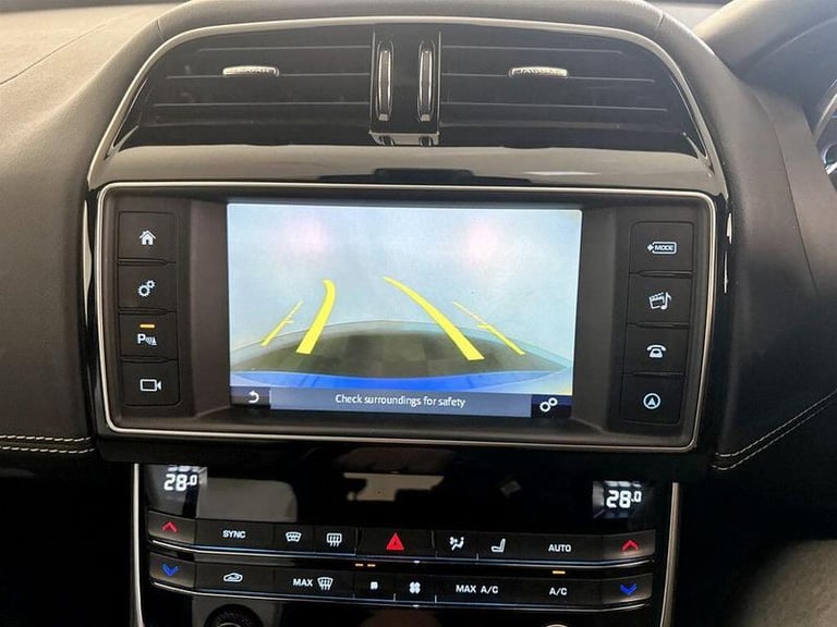 2018 Jaguar XE 2.0d R-Sport Auto Euro 6 (s/s) 4dr Automatic Saloon Diesel Automatic