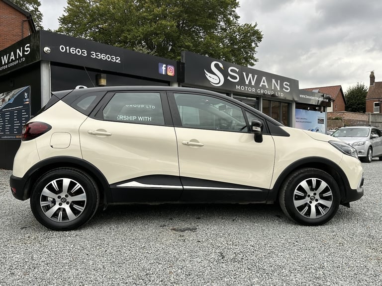 2019 Renault Captur 0.9 TCi Play Petrol Manual 5 Door Hatchback Cream