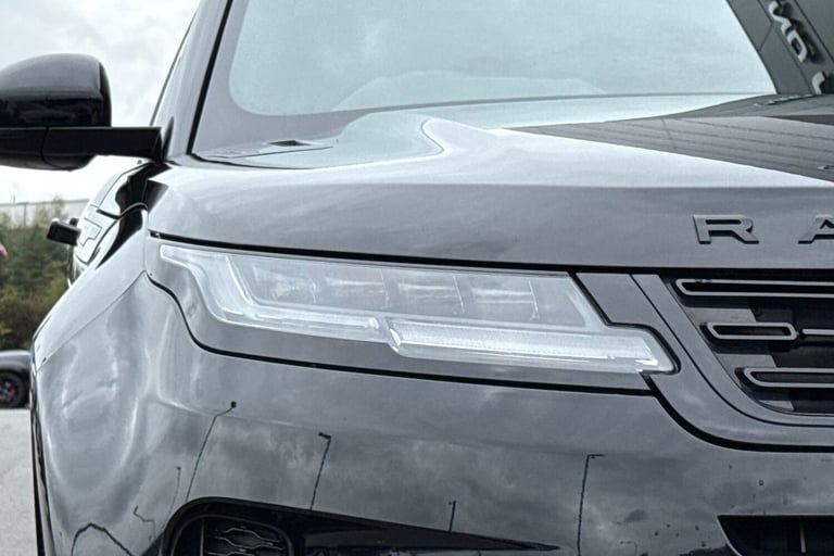 2024 Land Rover Range Rover Evoque 2.0 D200 Dynamic HSE 5dr SUV DIESEL Automatic