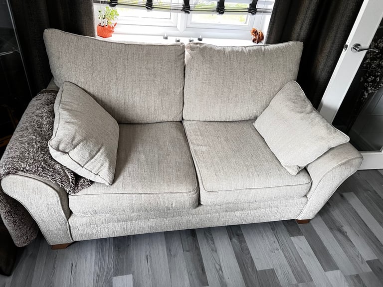 3 seater and 2 seater sofa 