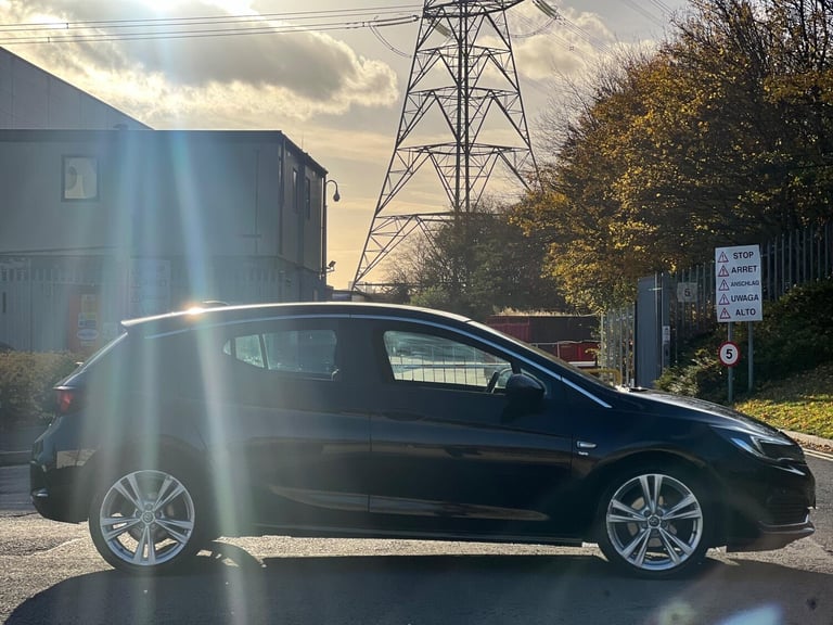 2017 Vauxhall Astra 1.4i Turbo SRi VX Line Euro 6 5dr HATCHBACK Petrol Manual