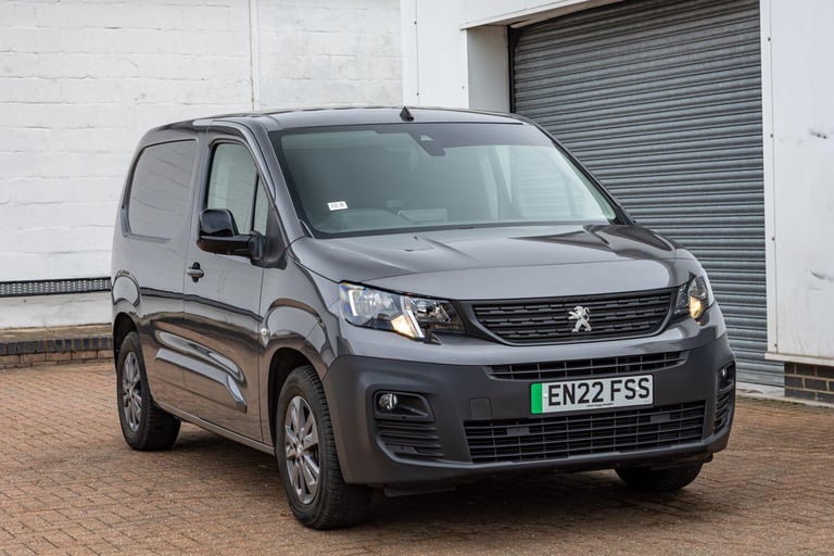 2022 Peugeot e-Partner 800 50kWh Asphalt Premium Standard Panel Van 6dr Electric Auto SWB (136 ps...
