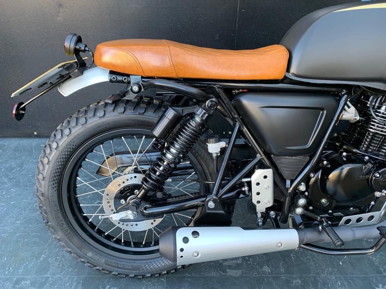 MUTT AKITA 125 LEARNER LEGAL HPI CLEAR LOW MILEAGE 1 OWNER 