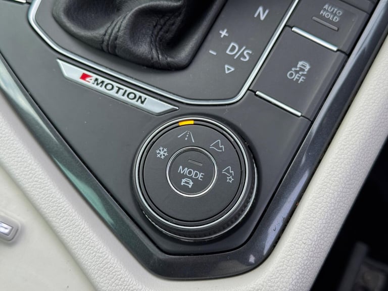 2017 Volkswagen Tiguan 2.0 TDI SEL DSG 4Motion Euro 6 (s/s) 5dr ESTATE Diesel Automatic