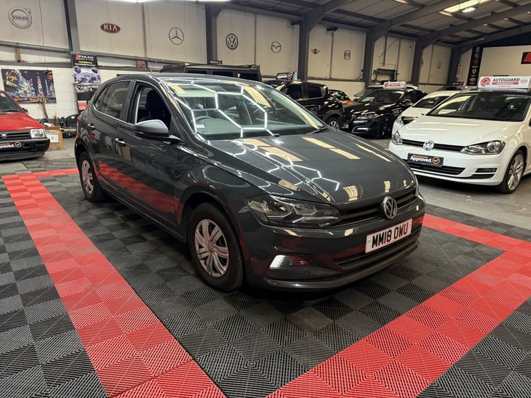 image for VOLKSWAGEN POLO 1.0 S 2018