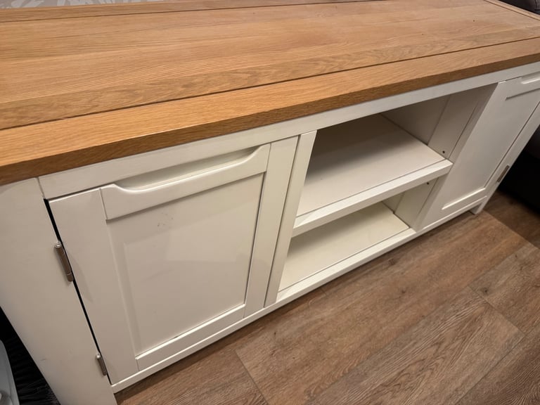 Oak Furnitureland TV Unit Cabinet