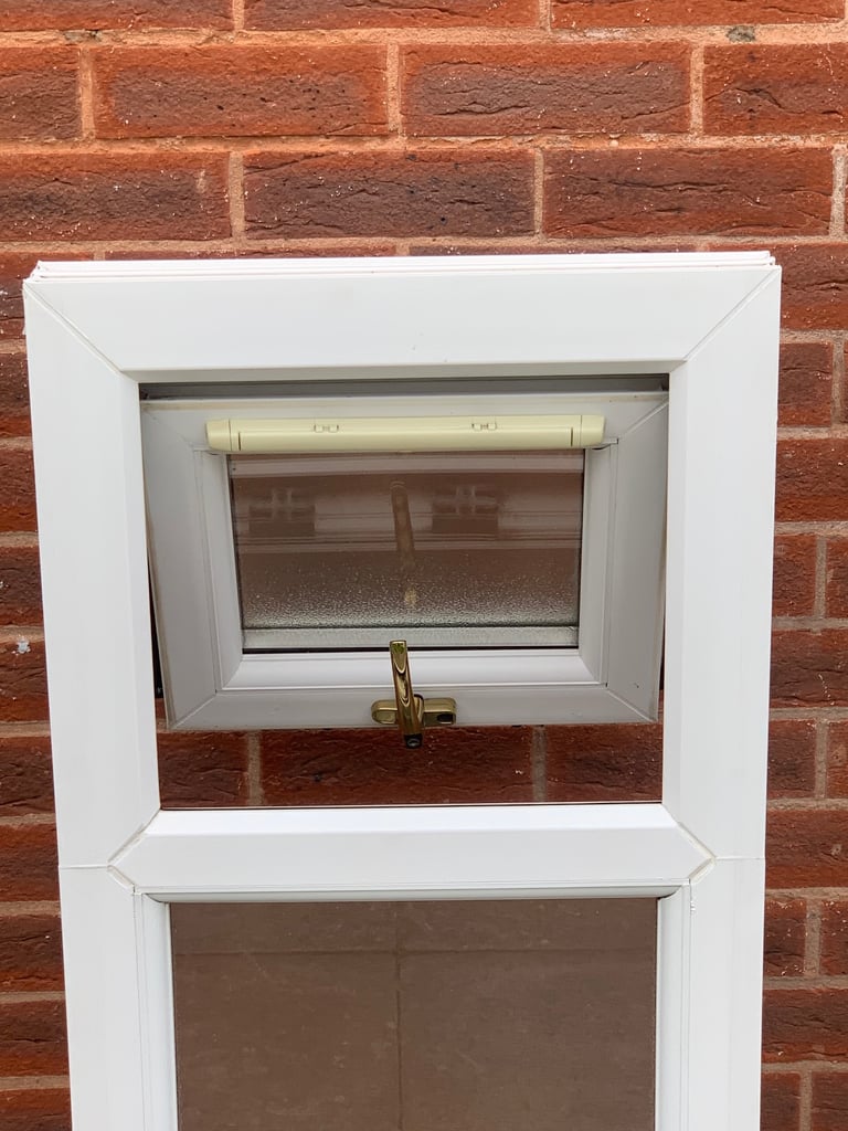 UPVC DOUBLE GLAZED BATHROOM WINDOW WITH TOP OPENER 48.5cm WIDE 113.5cm HIGH
