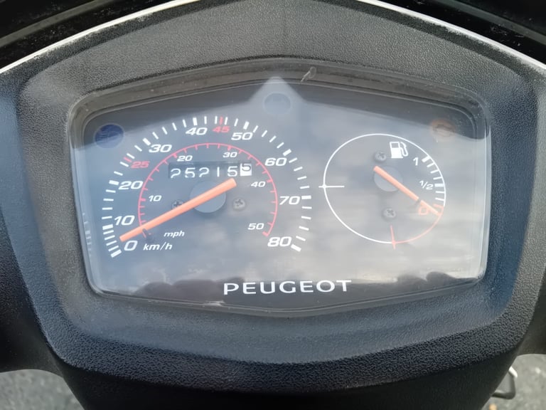 Peugeot, KISBEE, 2018, 49 (cc)