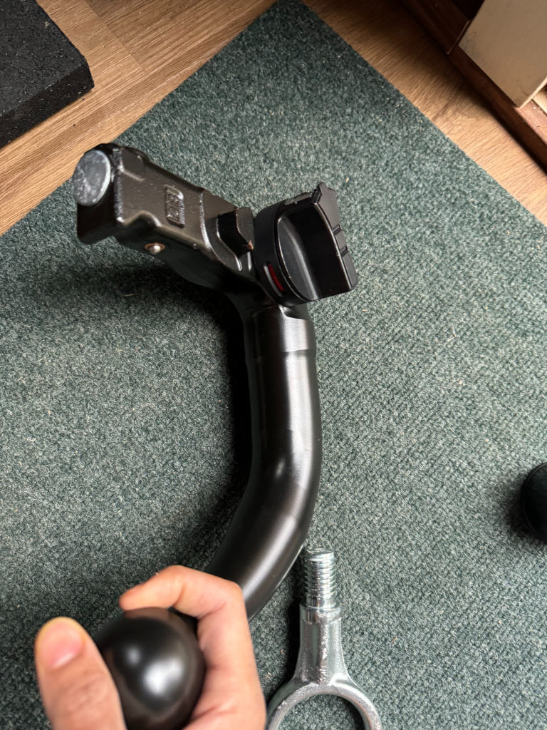 Brand New Genuine Land Rover discovery sport tow bar