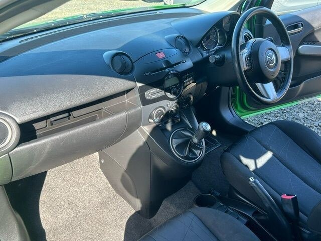 2011 Mazda Mazda2 2 Tamura Hatchback Petrol Manual