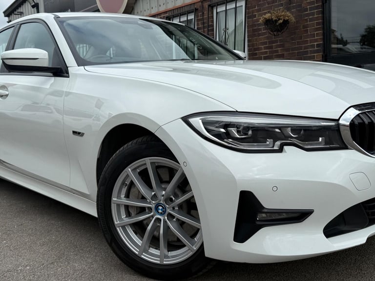 2021 BMW 3 Series 2.0 330e 12kWh SE Pro Auto Euro 6 (s/s) 4dr SALOON Petrol/Electric Hybrid Autom...