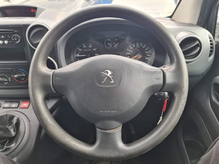 2014 Peugeot Partner 1.6 HDi 850 S L1 4dr PANEL VAN Diesel Manual