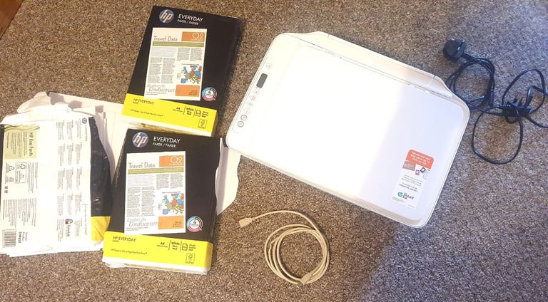HP Plus DeskJet 2710e Inkjet Printer with Cables and Paper Good Working Order