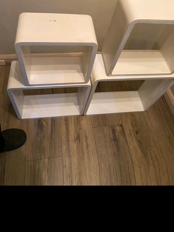 4 cube white shelf set