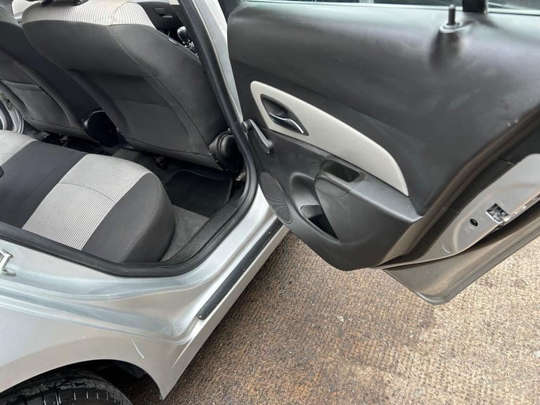 CRUZE 1.6 PETROL 73K MOT 02/26 READY TO TRAVEL 