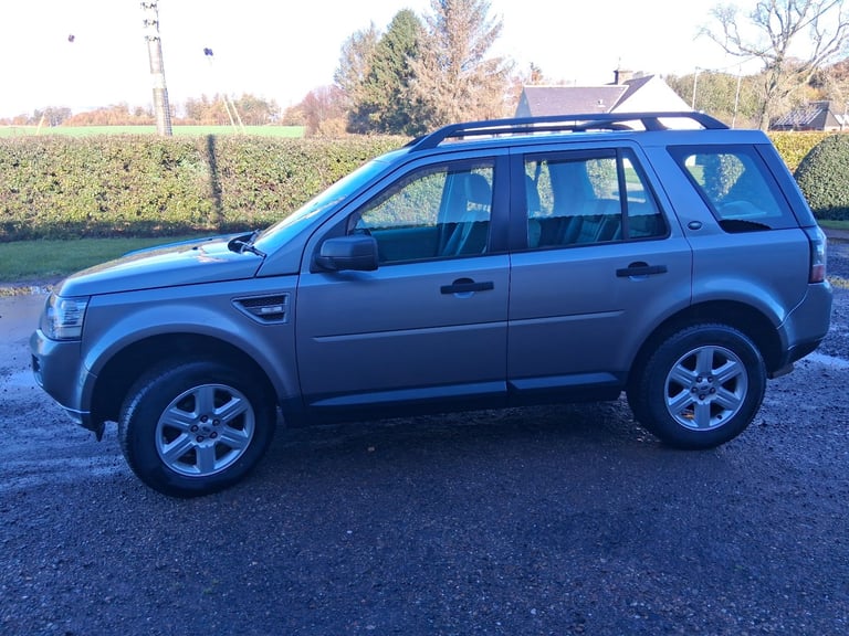 Land Rover, FREELANDER, Estate, 2013, Manual, 2179 (cc), 5 doors