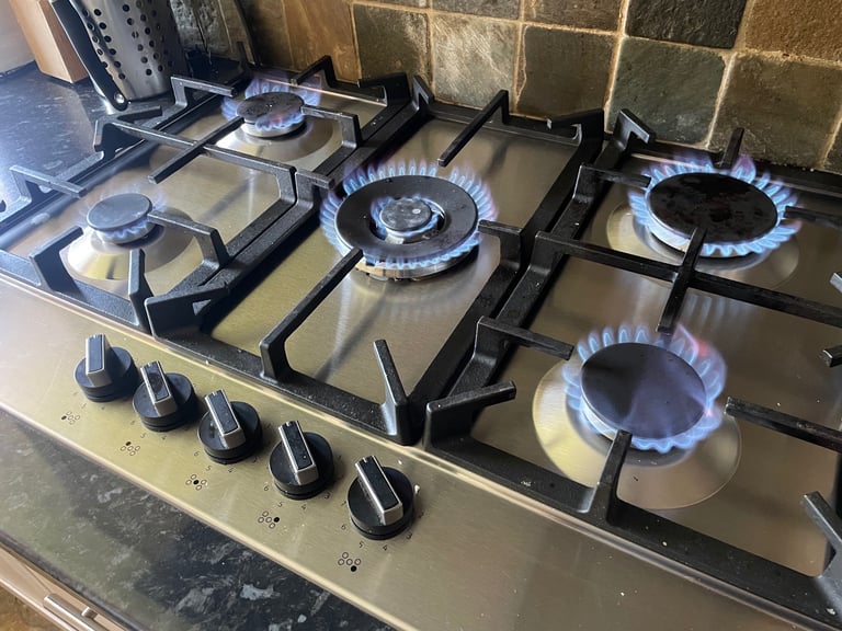 Neff 5 burner gas hob - 