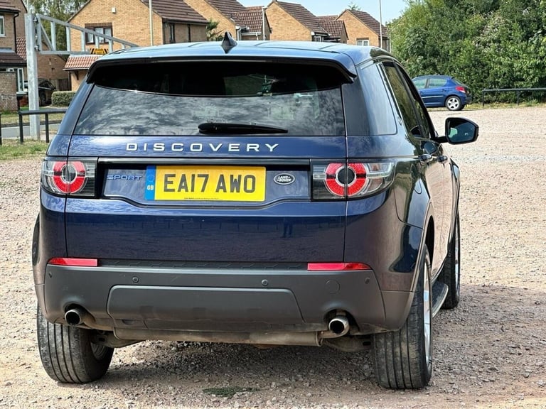 2017 Land Rover Discovery Sport 2.0 TD4 Pure Edition 4WD Euro 6 (s/s) 5dr (5 Seat) ESTATE Diesel ...