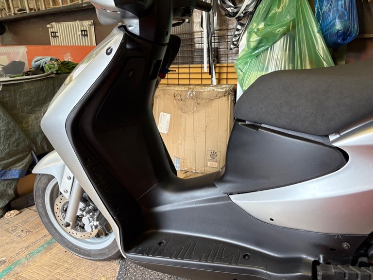 Honda ses dylan 125