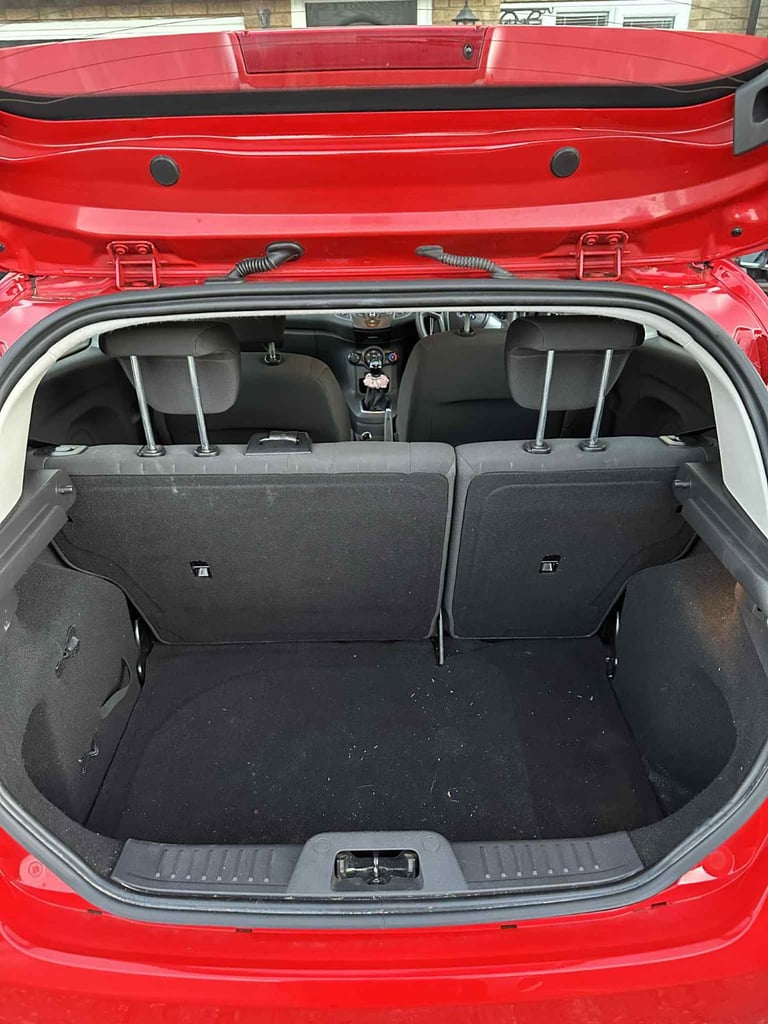 FULL MOT - Ford, FIESTA, Hatchback, 2014, Manual, 1241 (cc), 3 doors