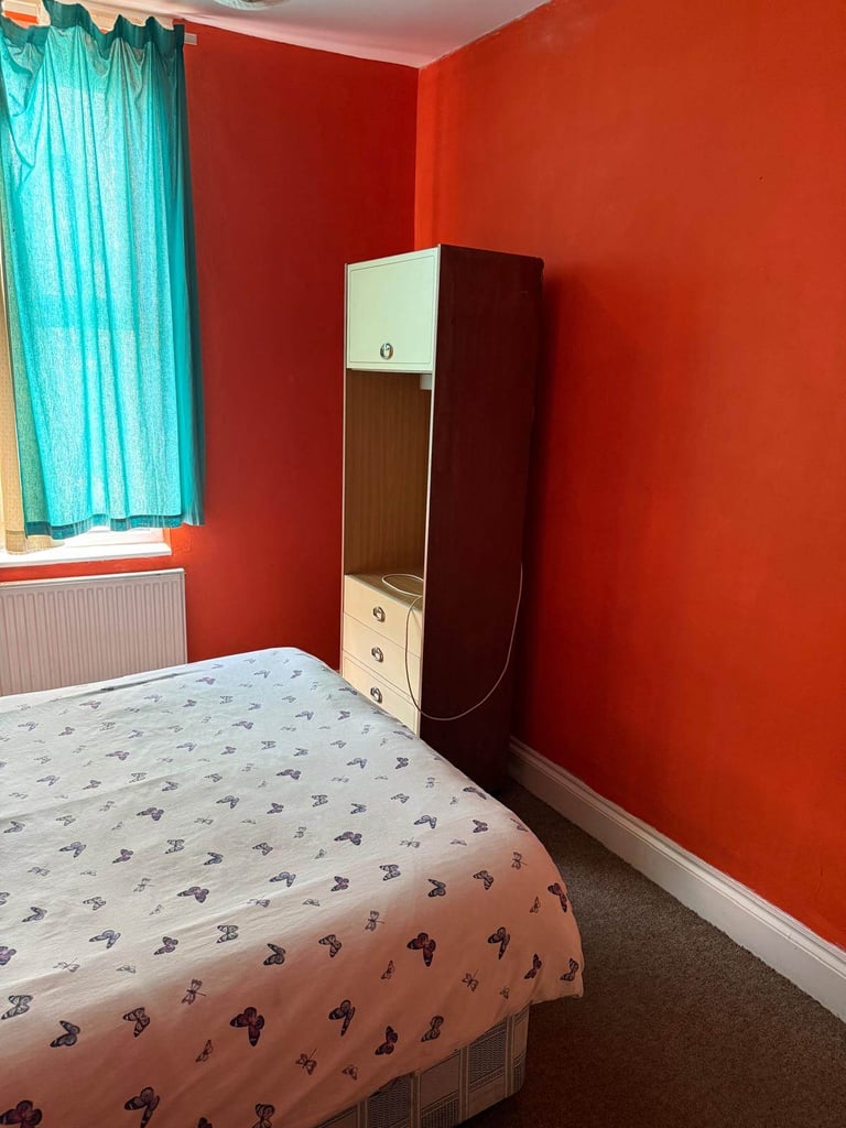 Spacious and Cosy Double Room for Rent in - BS3 4PF