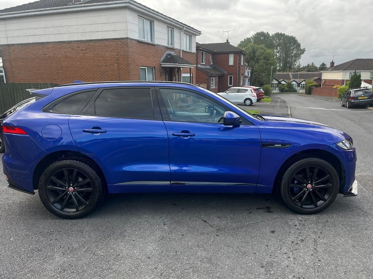 2017 Jaguar F-Pace R-Sport 25 AWD 240D.